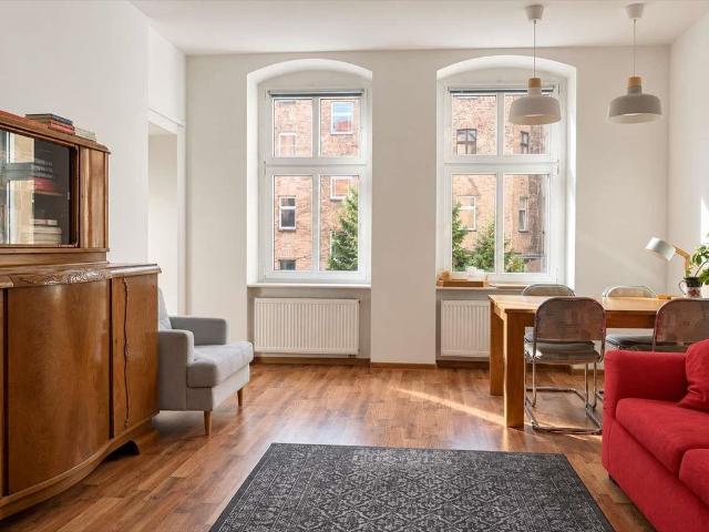 Wynajmę przestronne 54 m² mieszkanie w Poznaniu