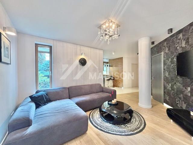 Wynajmę przestronne 96 m² mieszkanie na Mokotowie z ogródkami