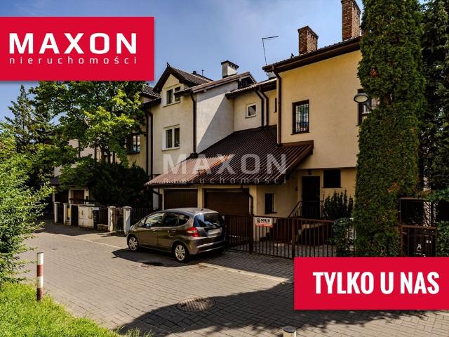 Polecam przestronny dom 252 m² z ogrodem na Mokotowie