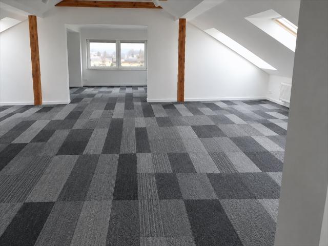 Wynajmę przestronny lokal 250 m² w centrum Puław