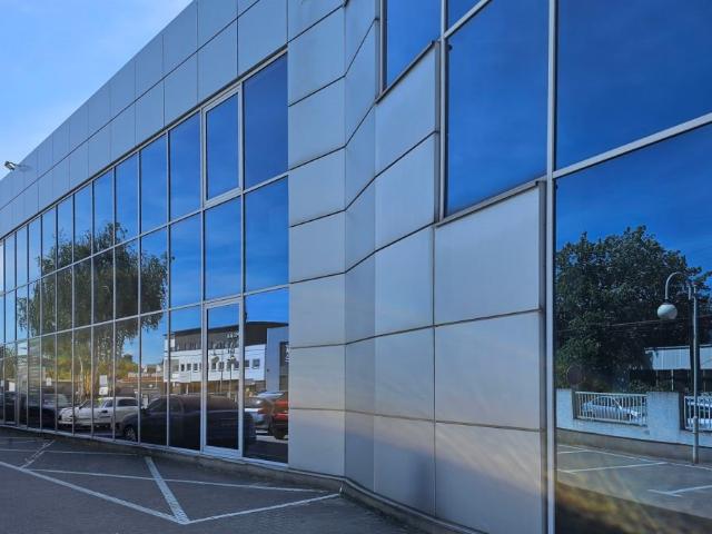 Przestronny lokal biurowo usługowy 430 m² w Poznaniu