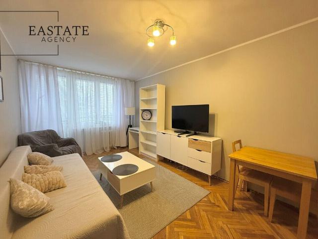 Wynajmę przytulne 30 m² mieszkanie z balkonem w Warszawie