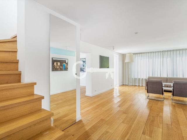 Wynajmę wyjątkowy dwupoziomowy apartament 93 m² z tarasem i balkonami