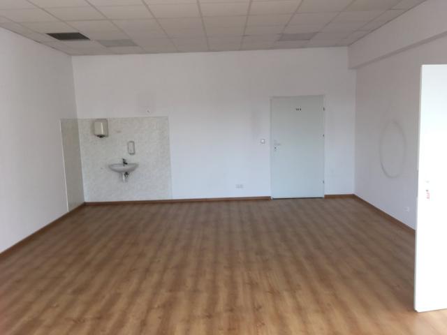 Zapraszam do wynajmu biur i magazynów 150 m² w Białołęce