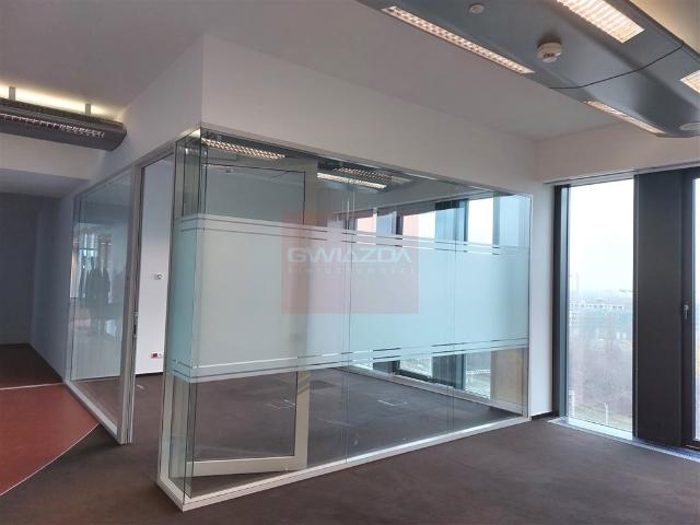 Wynajem biura 967 m² w Warszawie, Ochota polecam!