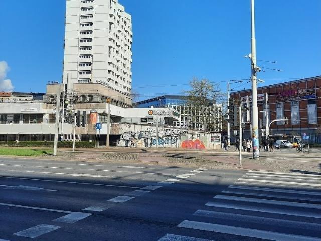 Wynajem lokal na pl. Grunwaldzkim 161,9 m2, własna aranżacja