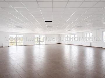Wynajem lokal biurowo usługowy 150 m2 z parkingiem