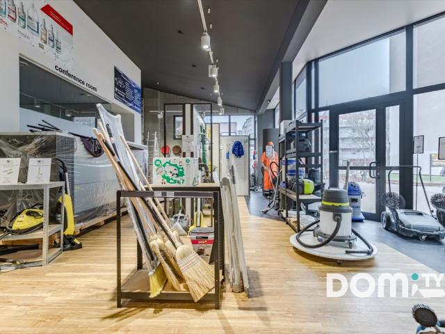 Wynajem lokal usługowy 130 m² z witrynami i dużym potencjałem