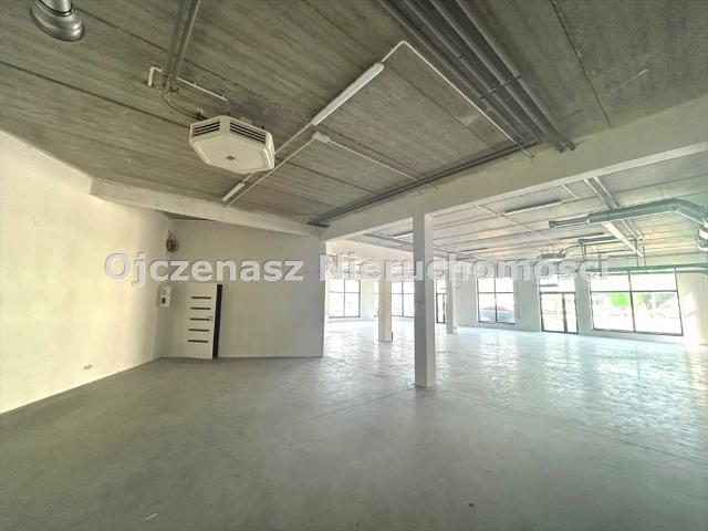 Lokal użytkowy 320 m² na Bartodziejach elastyczne przeznaczenie