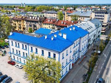 Wynajem lokalu 110 m2 w centrum Jarosławia z parkingiem