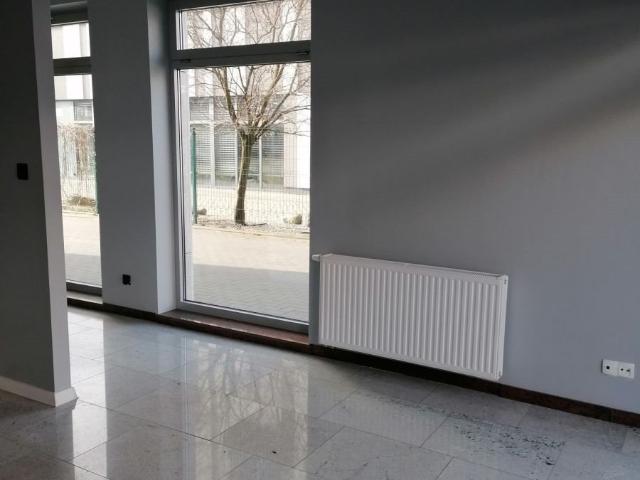 Wynajem 110 m² lokalu z witryną w centrum Legionowa