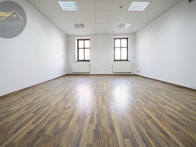 Wynajem lokalu 36,8 m2 w centrum Świdnicy z windą