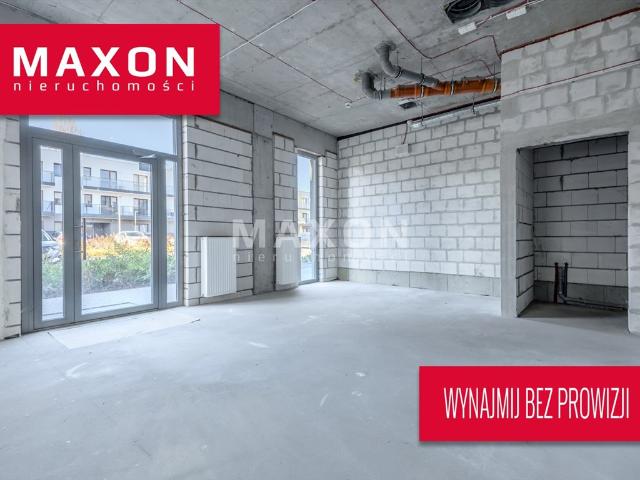 Wynajem 54 m² lokalu usługowego z witrynami i parkingiem