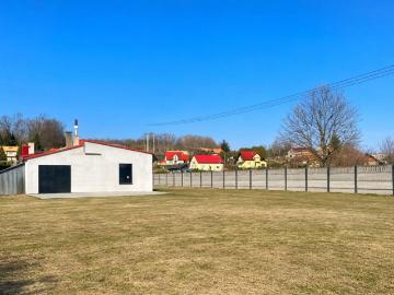Wynajem warsztatu 150 m2 z dużym placem w Babicy