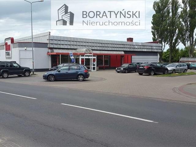 Wynajem 1050 m² w centrum Koszalina z parkingiem