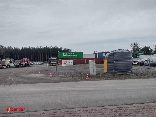 Wynajem 1200 m² biur i hali z zapleczem i parkingiem