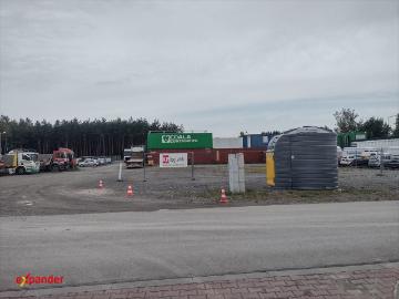 Wynajem 1200 m² biur i hali z zapleczem i parkingiem