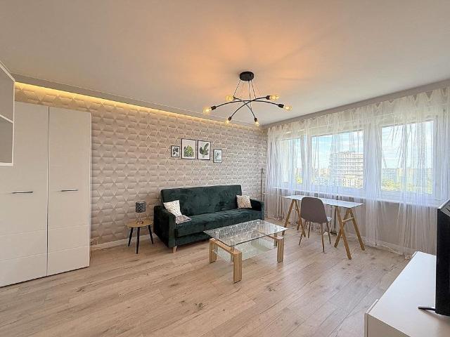 Polecam komfortowe 2 pokojowe mieszkanie 42 m² z widokiem na Chartowo
