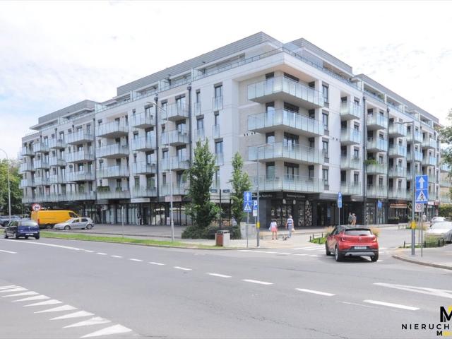 Wynajem 2 pokojowego mieszkania blisko plaży z balkonem