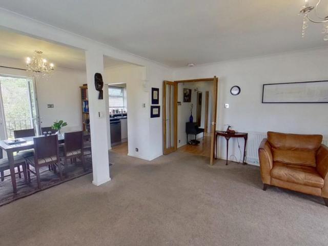Wyndham Mews St. Andrews Road. 2 bed apartment to rent £1,213 pcm £280 pw