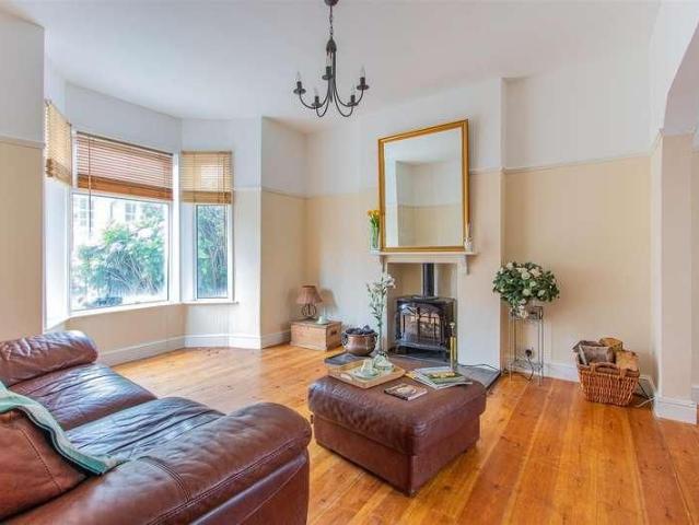 Wyndham Crescent, Pontcanna, Cardiff, CF11