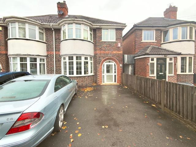 Wyndhurst Road, Birmingham B33, 3 bed semi detached house to rent, £1,350 pcm | PrimeLocation