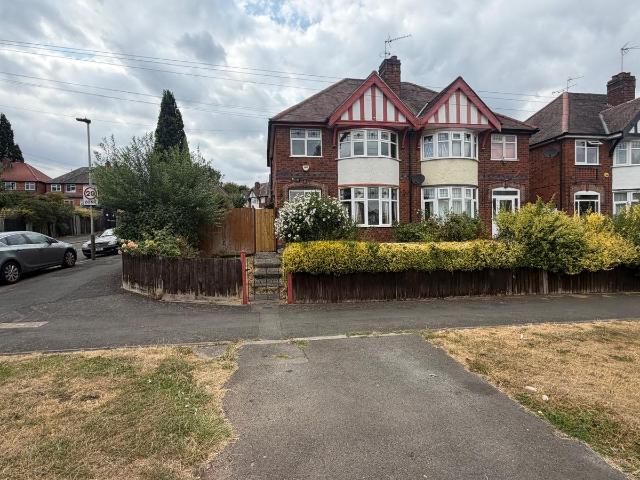Wyngate Drive, Leicester LE3, 3 bed property to rent, £1,400 pcm | PrimeLocation