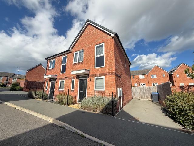 Wynne Crescent, Rugby CV21, 2 bed semi detached house to rent, £1,350 pcm | PrimeLocation
