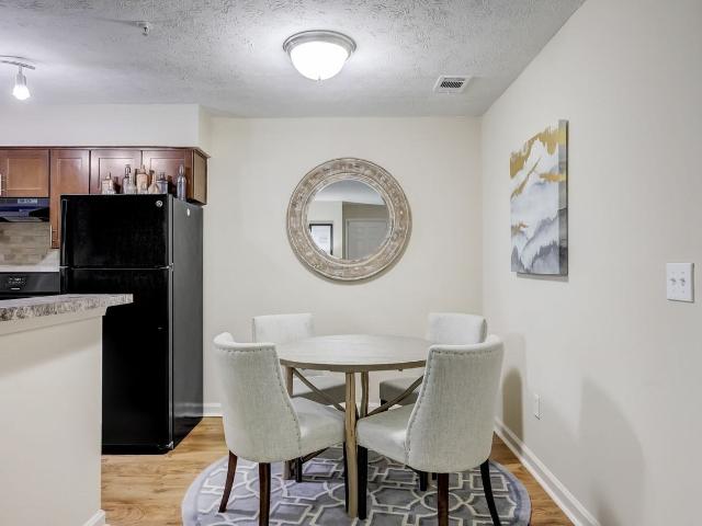 Wynnwood Vinings 1 Bedroom Apartment for Rent at 1900 Tamarron Pkwy Se, Atlanta, GA 30339