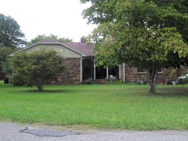 Wyatt Henry Ln SE