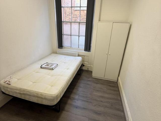 WyCliffe Street, Leicester LE1 1 bed flat to rent £475 pcm £110 pw