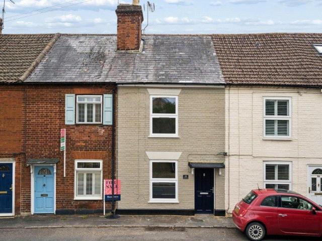Wycombe Road, Buckinghamshire SL7 2 bed terraced house to rent £1,925 pcm £444 pw
