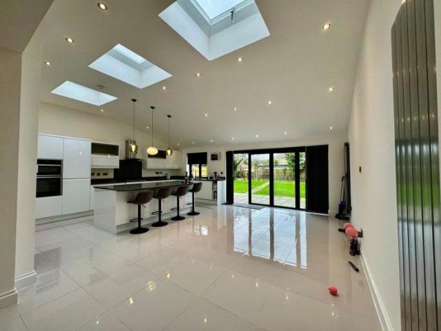 Wycombe Road, London IG2, 5 bed shared accommodation to rent, £3,600 pcm | PrimeLocation