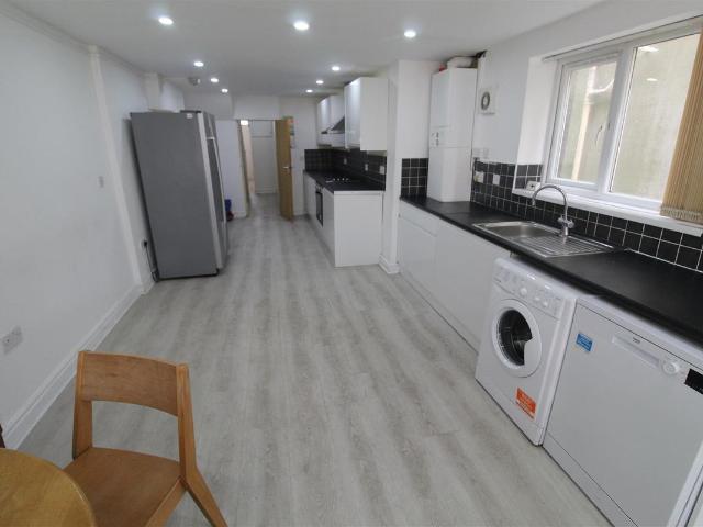 Wyeverne Road, Cathays, Cardiff CF24, 6 bed shared accommodation to rent, £3,750 pcm | PrimeLocation