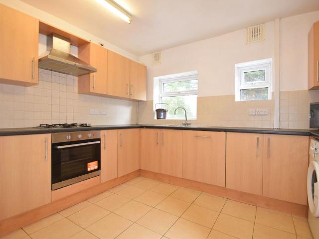 Wyeverne Road, Cathays CF24, 6 bed terraced house to rent, £3,300 pcm | PrimeLocation