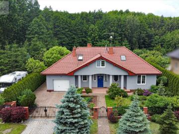 Wyjątkowy dom 162 m2 z garażem i ogrodem w Wałczu