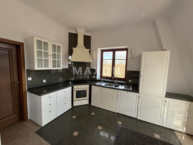 Wyjątkowy dwupoziomowy apartament w Konstancinie