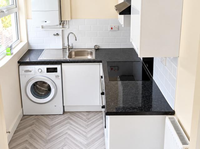 Wylds Lane, Worcester WR5, 4 bed terraced house to rent, £2,000 pcm | PrimeLocation