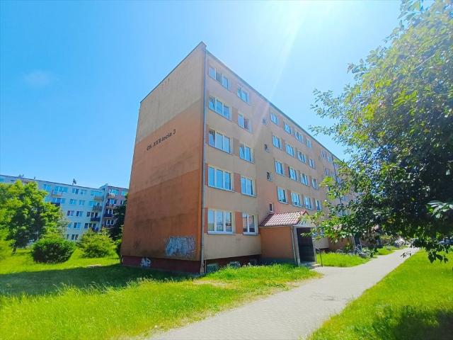 Wyremontowane 3 pokojowe mieszkanie z balkonem i piwnicą