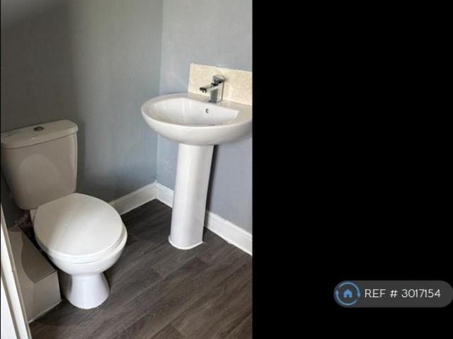 Wyresdale Road, Bolton, BL1 1 bed in a house share to rent £580 pcm £134 pw