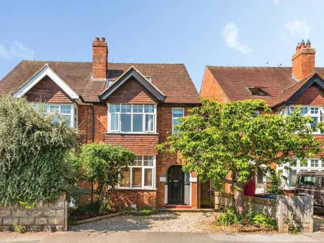 Wytham Street, Oxford, Oxfordshire, OX1 4 bed semi detached house to rent £2,200 pcm £508 pw