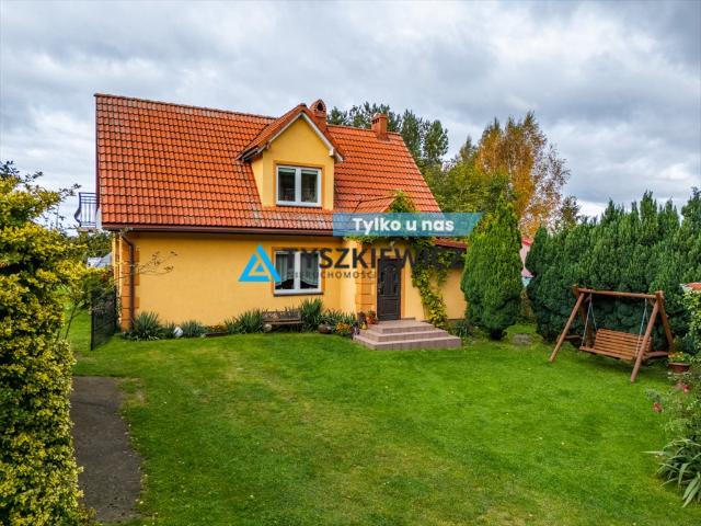 Wytowno, 250 m2