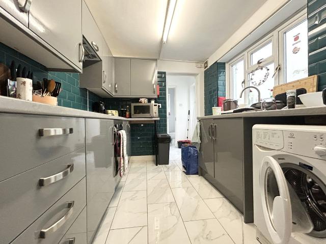 Wyverne Road, Cathays CF24, 4 bed terraced house to rent, £2,200 pcm | PrimeLocation