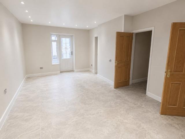 X1 Bedroom available, North Street Bills included