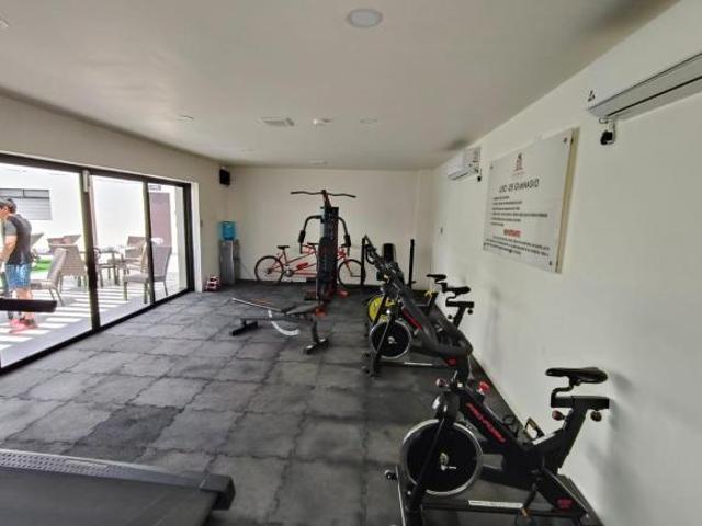 🌆  ¡Tu vida Premium en el corazón de la ciudad! Exclusivo departamento en CC Towers ✨