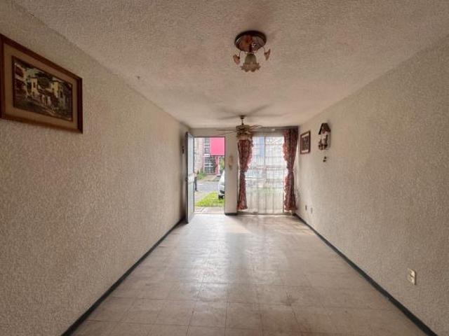 🏠  ¡Hermosa Casa de 2 Pisos en Venta! – Los Héroes, Ixtapaluca 🌟