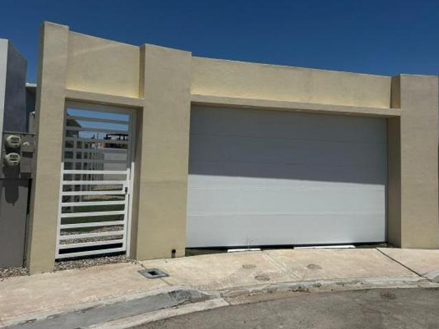 🏡  Casa en Venta – Fracc. Privado Vivenza Residencial