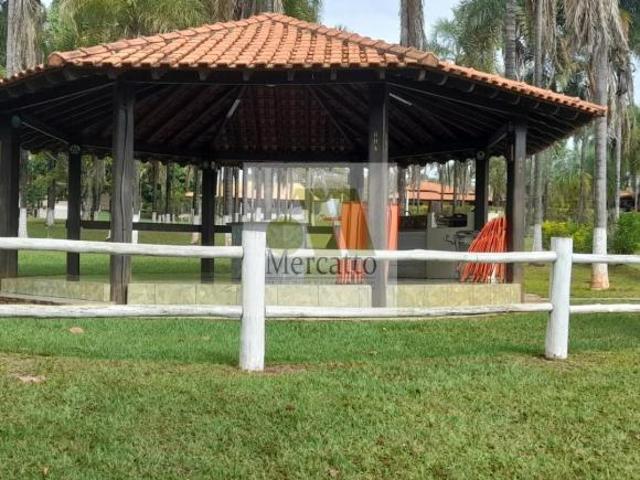 🏡  Vende se Linda Casa de Lazer às Margens do Rio Tietê – Penápolis/SP