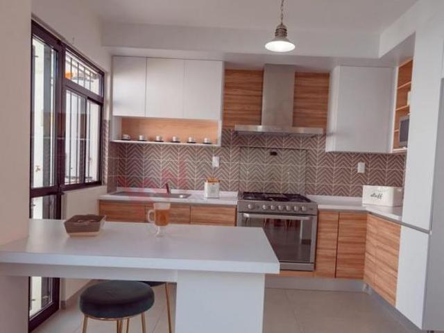 🏡 ✨  Casa en venta en PRIV. VIAZZO, cerca de zona industrial