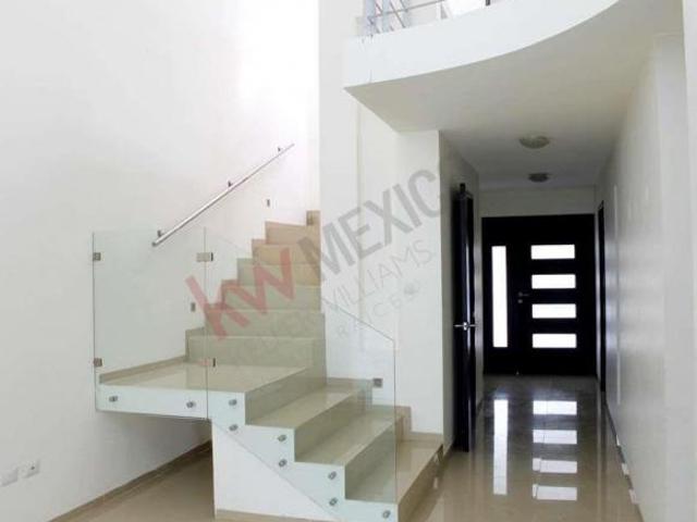 🏡 ✨  Casa en venta Horizontes 1, con recámara en PB y frente ártea verde